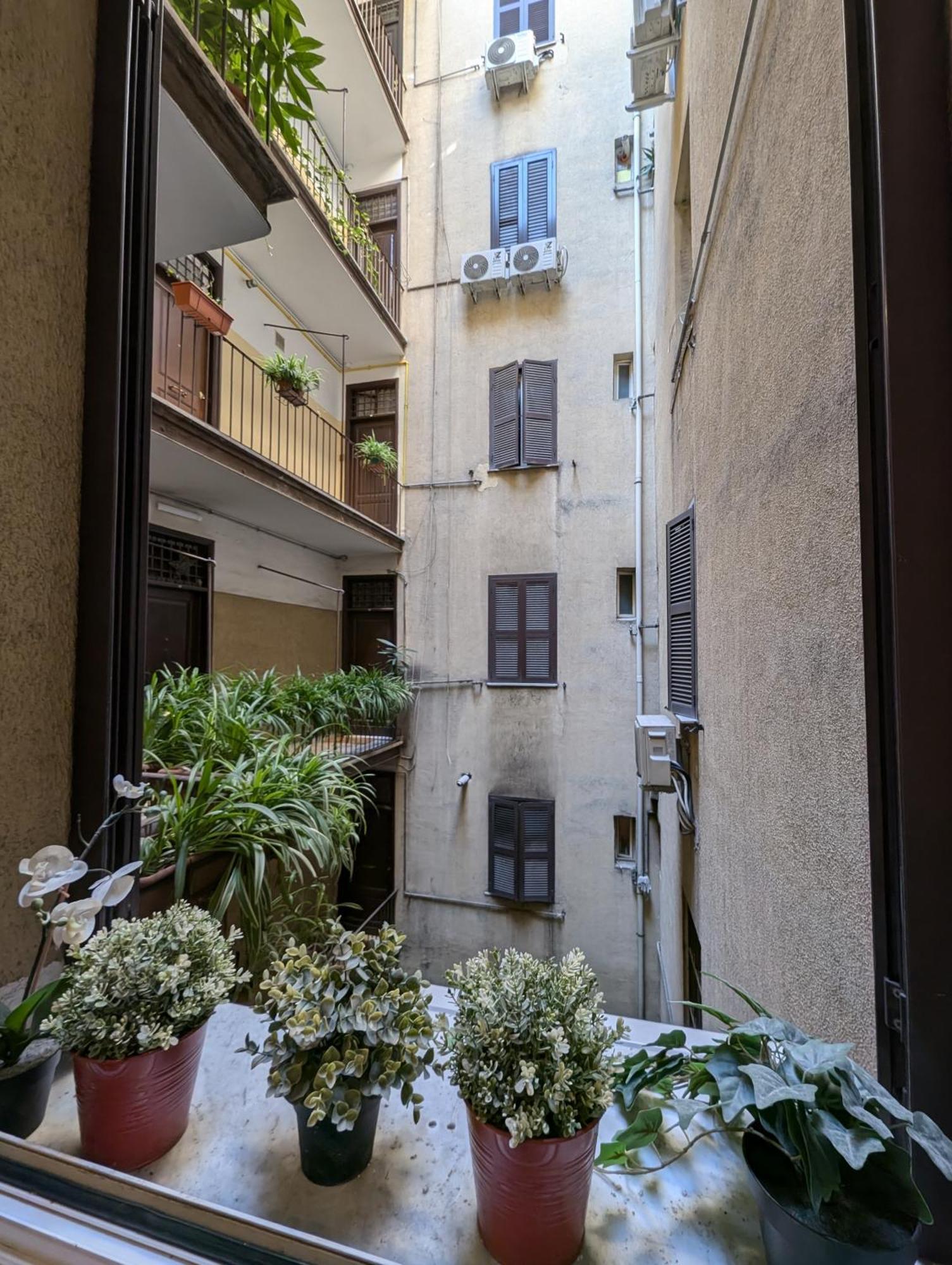 Roomz Romestay Eksteriør bilde